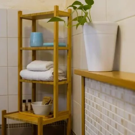 Emy Πανσιόν 4*